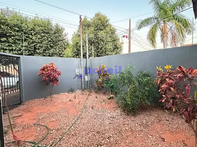Casa 4 quartos e 3 banheiros, à venda, no bairro Jardim Rondônia em Rondonópolis
