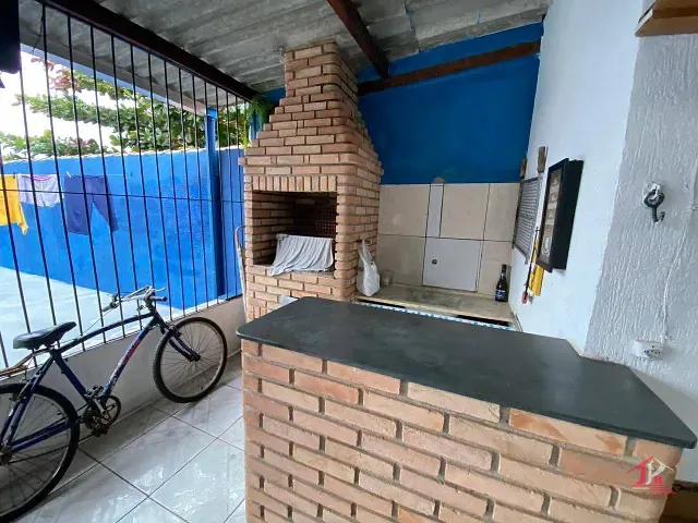 Casa 3 quartos e 2 banheiros, à venda, no bairro Belas Artes em Itanhaém