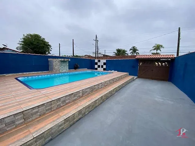 Casa 3 quartos e 2 banheiros, à venda, no bairro Belas Artes em Itanhaém