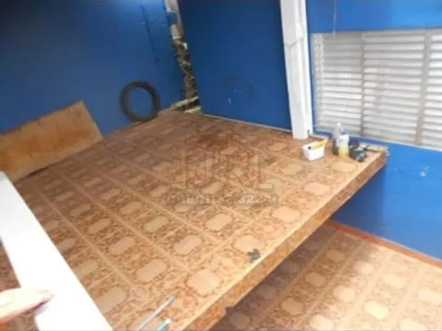 Casa com 300m² 2 quartos e 1 banheiro, à venda, no bairro Jardim Santa Lídia em Mauá