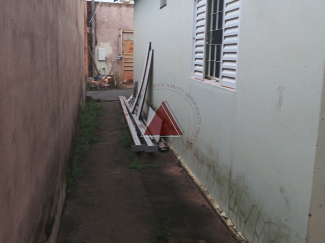 Casa com 223m² 2 quartos e 1 banheiro, à venda, no bairro Res. Peres Elias / Parque das Esmeraldas / Jardim Adelinha em Franca