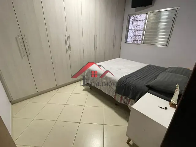 Casa com 181m² 5 quartos e 2 banheiros, à venda, no bairro Vila Vitória em Santo André