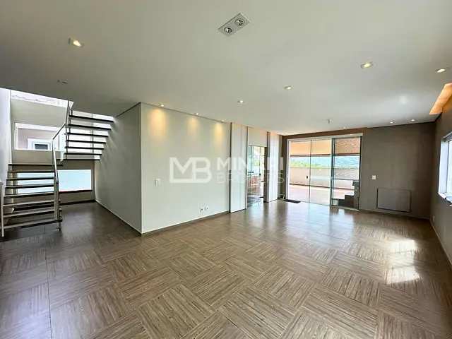 Casa 5 quartos e 7 banheiros, à venda, no bairro Alphaville em Santana de Parnaíba