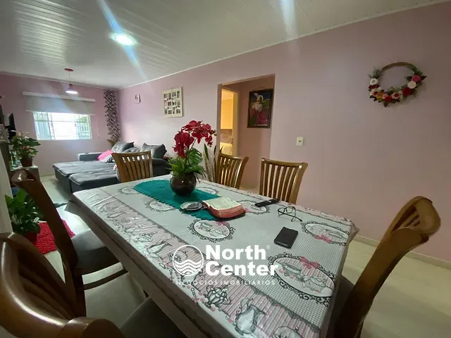 Casa com 360m² 3 quartos e 3 banheiros, à venda, no bairro Centro em Balneário Barra do Sul