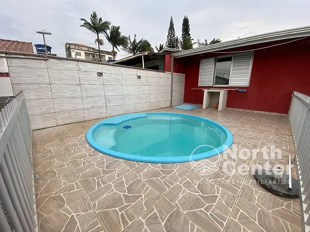 Casa com 360m² 3 quartos e 3 banheiros, à venda, no bairro Centro em Balneário Barra do Sul