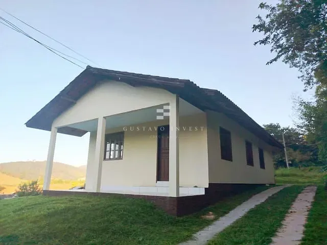 Casa 3 quartos e 1 banheiro, à venda, no bairro Dom Joaquim em Brusque