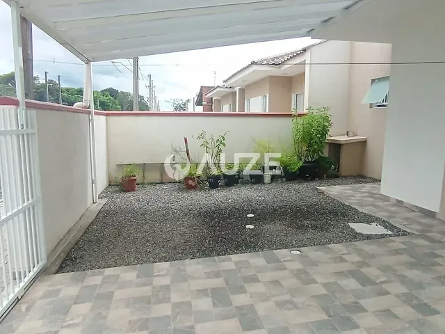 Casa com 160m² 3 quartos e 2 banheiros, à venda, no bairro São José em Itapoá