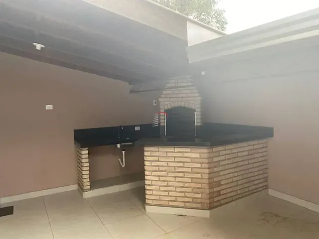 Casa com 100m² 3 quartos e 2 banheiros, à venda, no bairro Conjunto Habitacional Santiago II em Londrina