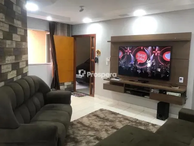Casa 3 quartos e 2 banheiros, à venda, no bairro Parque Veiga Jardim em Aparecida de Goiânia