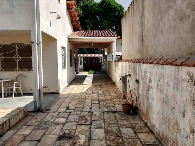 Casa com 420m² 3 quartos e 4 banheiros, à venda, no bairro Serramar em Rio das Ostras