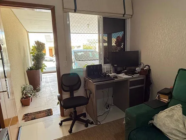 Casa 2 quartos e 2 banheiros, à venda, no bairro Vila União em Catalão