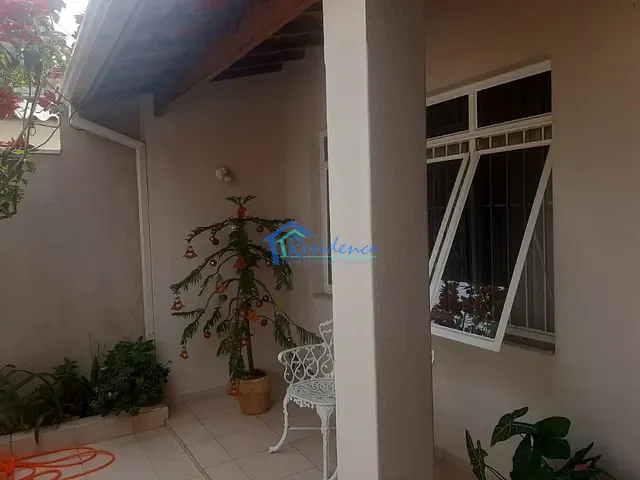 Casa com 250m² 3 quartos e 1 banheiro, à venda, no bairro Vila Maria Elena em Indaiatuba