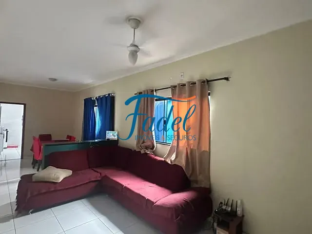 Casa com 275m² 4 quartos e 1 banheiro, à venda, no bairro Jardim Peris em Conchal