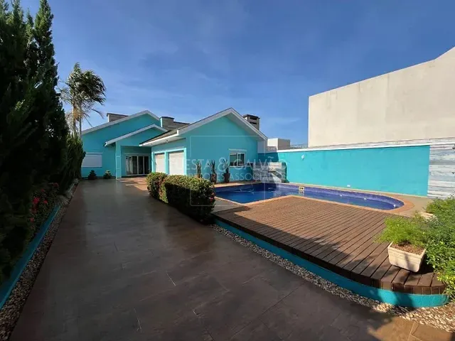 Casa com 210m² 3 quartos e 4 banheiros, à venda, no bairro São Lucas em Marechal Cândido Rondon