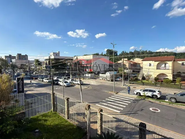 Casa com 300m², para alugar, no bairro Vila Santa Cecília em Volta Redonda