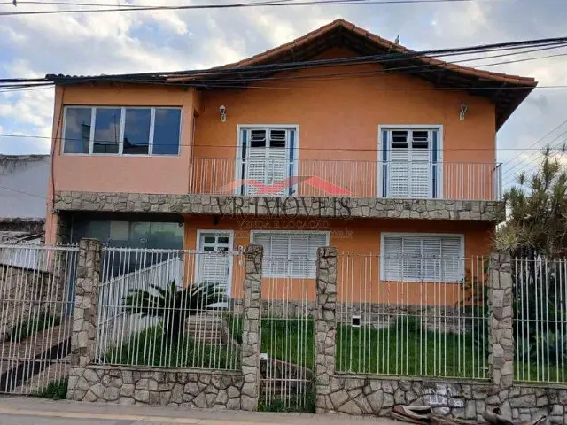 Casa com 300m², para alugar, no bairro Vila Santa Cecília em Volta Redonda