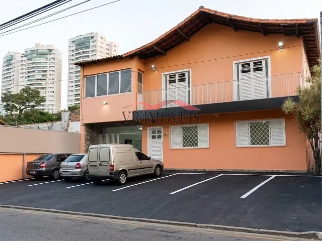 Casa com 300m², para alugar, no bairro Vila Santa Cecília em Volta Redonda