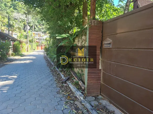 Casa com 625m² 4 quartos e 3 banheiros, à venda, no bairro Boiçucanga em São Sebastião