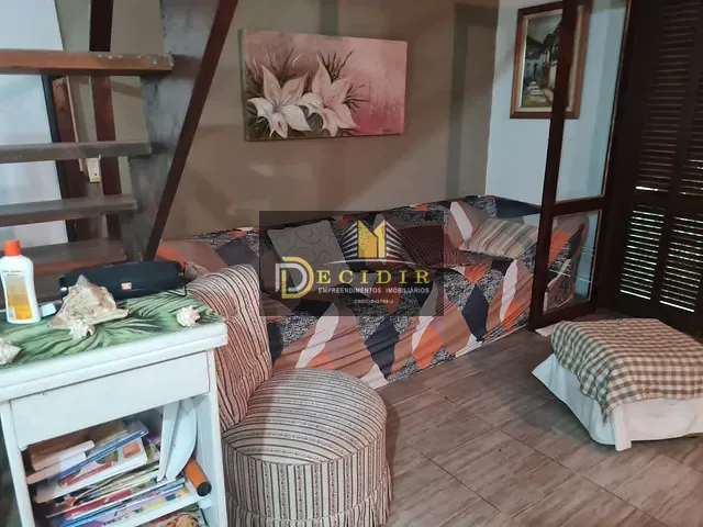 Casa com 625m² 4 quartos e 3 banheiros, à venda, no bairro Boiçucanga em São Sebastião