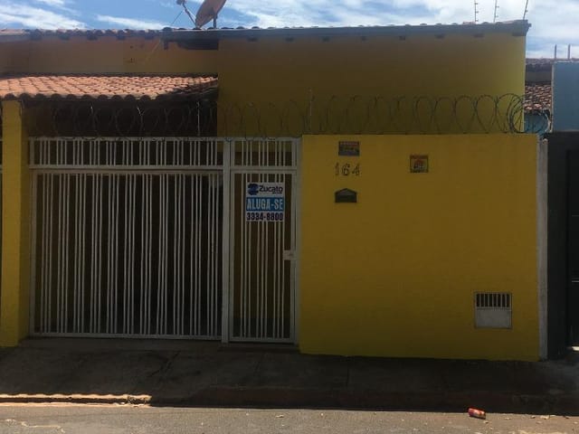 Foto do Casa - Casa com 2 dormitórios para alugar, 70 m² por R$ 800,00/mês - Jardim Espírito Santo - Uberaba/MG | ZUCATO IMOBILIARIA LTDA