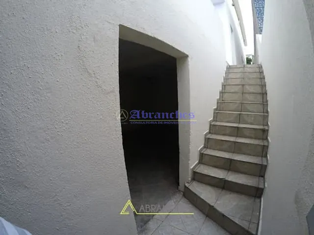 Casa com 400m² 3 quartos e 2 banheiros, à venda, no bairro Jardim Camargo Novo em São Paulo