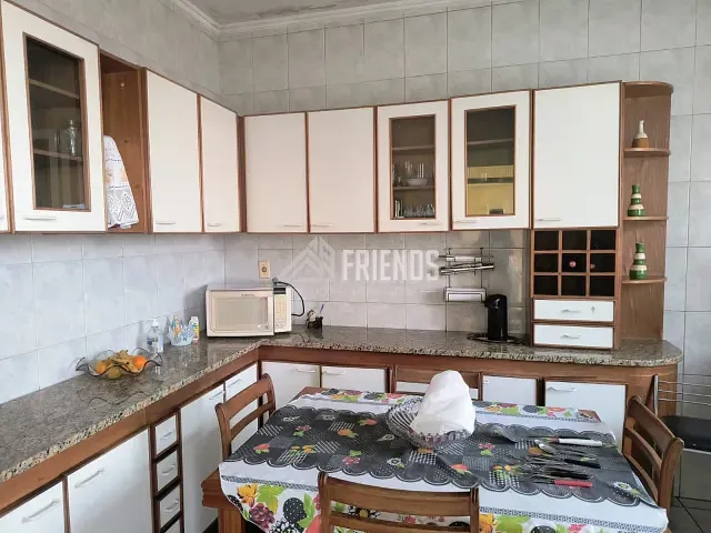 Casa com 300m² 3 quartos e 2 banheiros, à venda, no bairro Vila Rui Barbosa em São Paulo