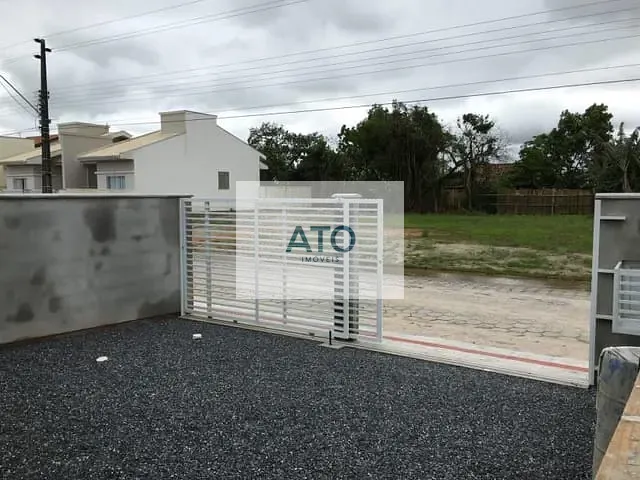 Casa com 150m² 3 quartos e 2 banheiros, à venda, no bairro Xv de Novembro em Tijucas