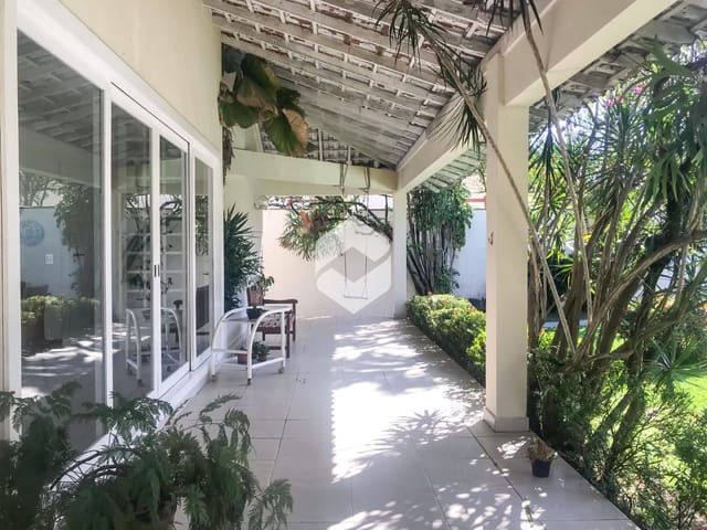 Casa com 1000m² 4 quartos e 7 banheiros, à venda, no bairro Barra da Tijuca em Rio de Janeiro