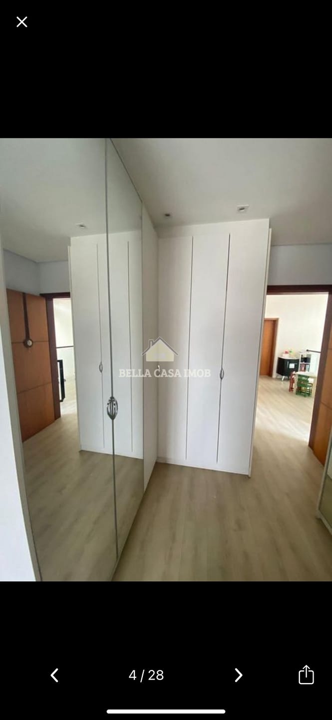 Casa à venda e aluguel com 3 quartos, 298m² - Foto 2