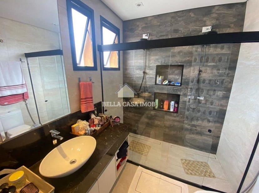 Casa à venda e aluguel com 3 quartos, 298m² - Foto 9