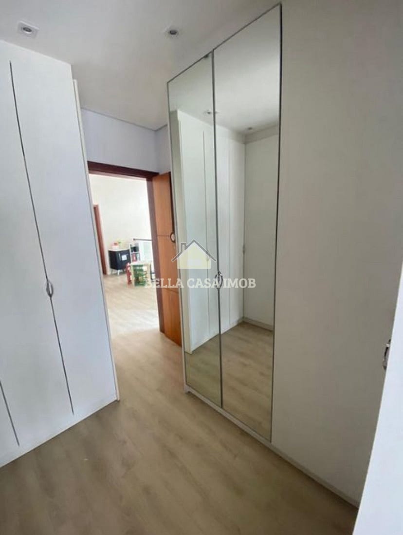 Casa à venda e aluguel com 3 quartos, 298m² - Foto 5