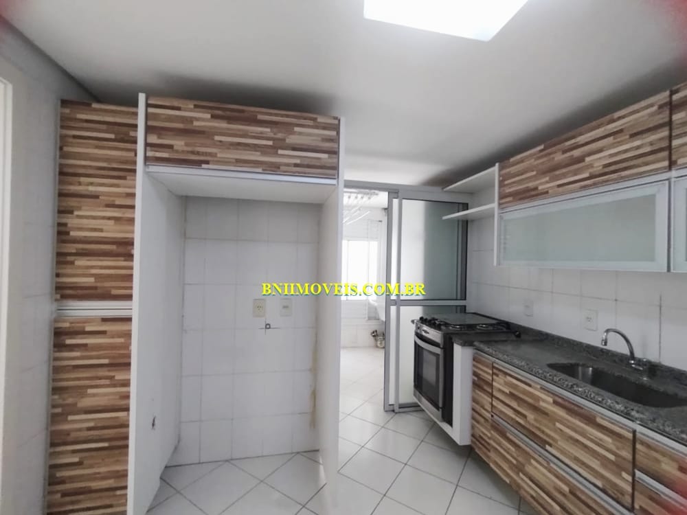Casa à venda com 3 quartos, 110m² - Foto 4
