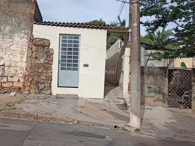 Casa 1 quarto e 1 banheiro, para alugar, no bairro Ortizes em Valinhos