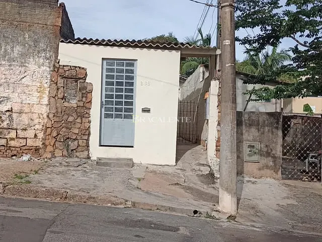 Casa 1 quarto e 1 banheiro, para alugar, no bairro Ortizes em Valinhos