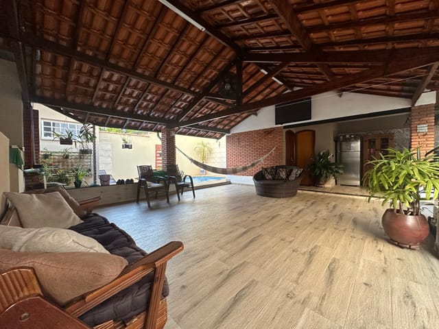 Casa com 377m² 3 quartos e 4 banheiros, à venda, no bairro Nova Piracicaba em Piracicaba