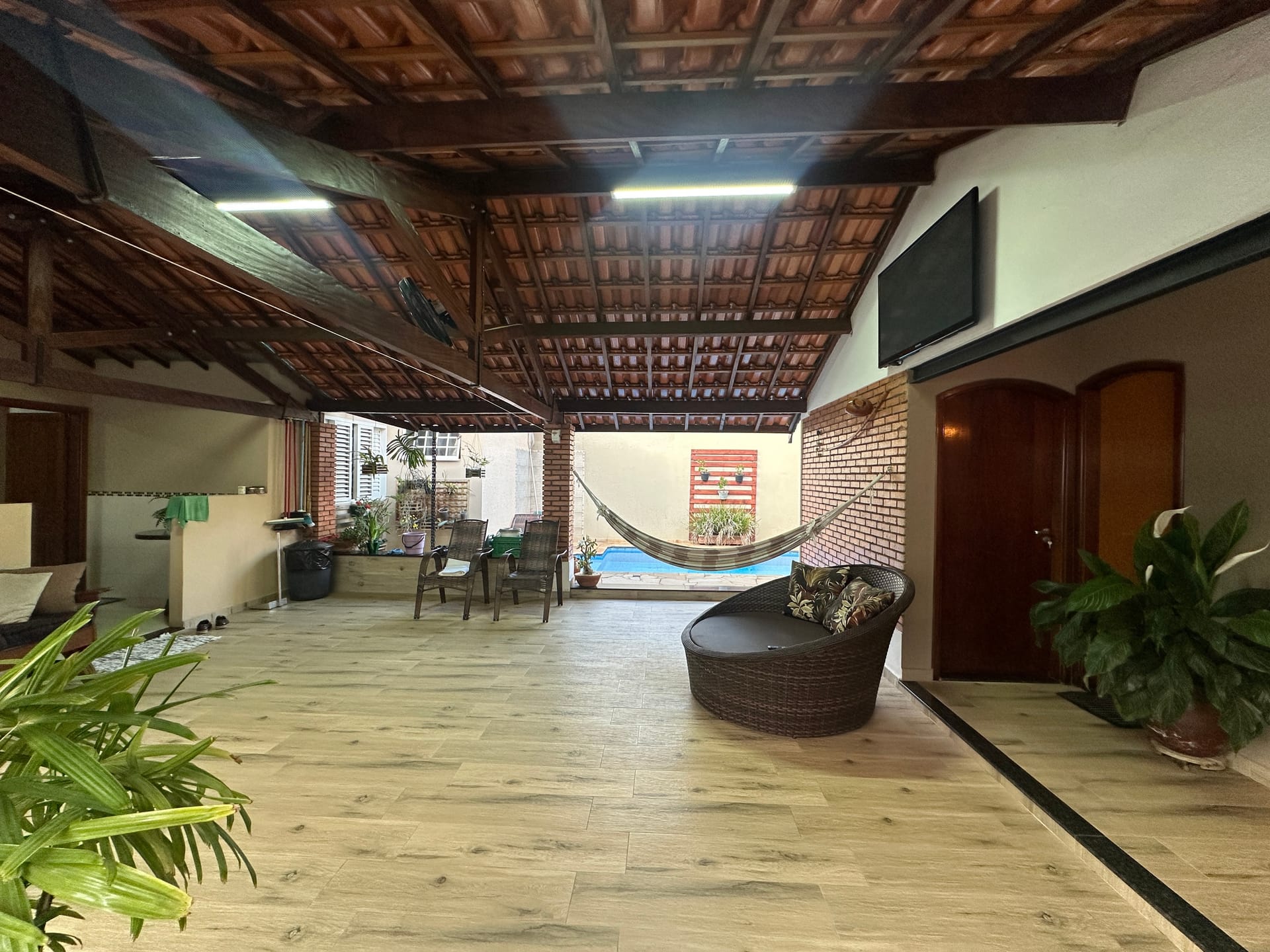 Casa, 3 quartos, 260 m² - Foto 1