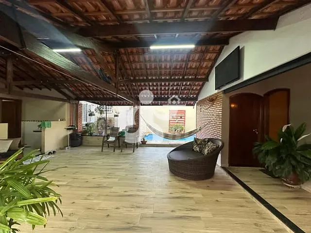 Casa com 377m² 3 quartos e 4 banheiros, à venda, no bairro Nova Piracicaba em Piracicaba