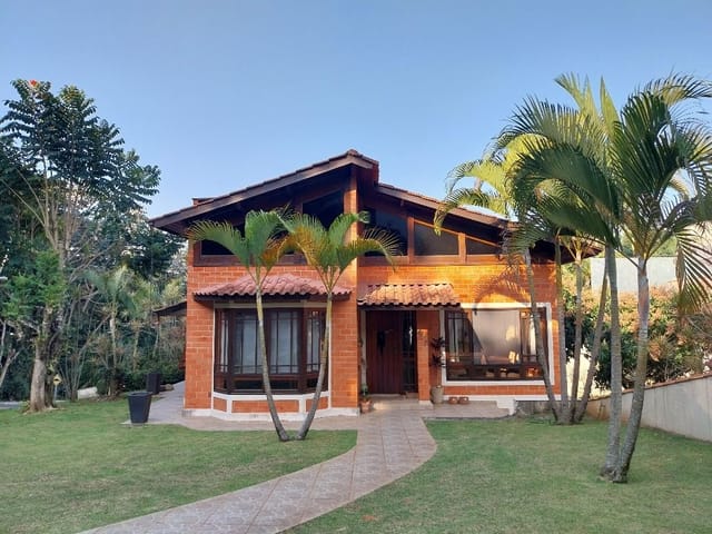 Casa 4 quartos e 4 banheiros, à venda, no bairro Parque dos Lagos em Mogi das Cruzes