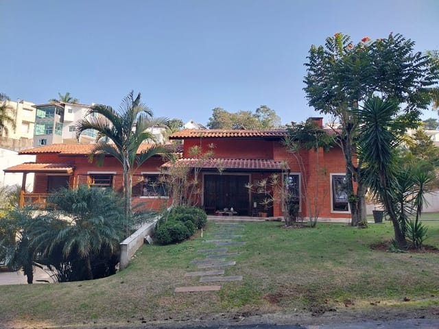 Casa 4 quartos e 4 banheiros, à venda, no bairro Parque dos Lagos em Mogi das Cruzes