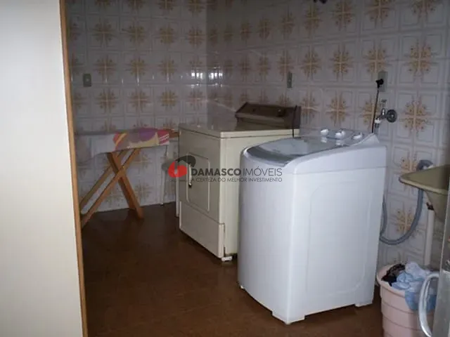 Casa com 398m² 3 quartos e 1 banheiro, à venda, no bairro Santa Maria em São Caetano do Sul