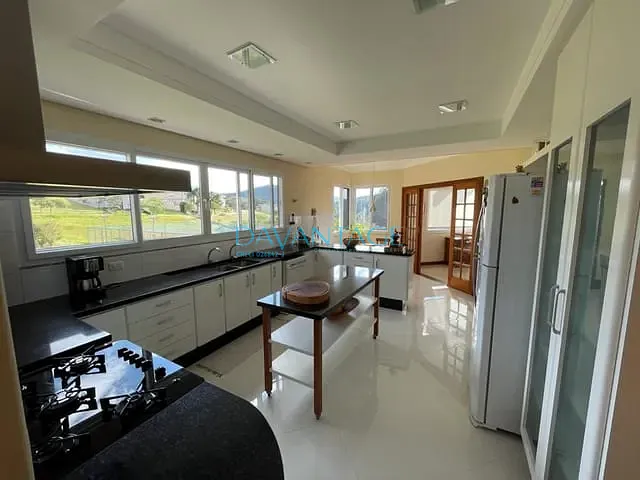 Casa com 470m² 4 quartos e 5 banheiros, à venda, no bairro Genesis I - Alphaville em Santana de Parnaíba