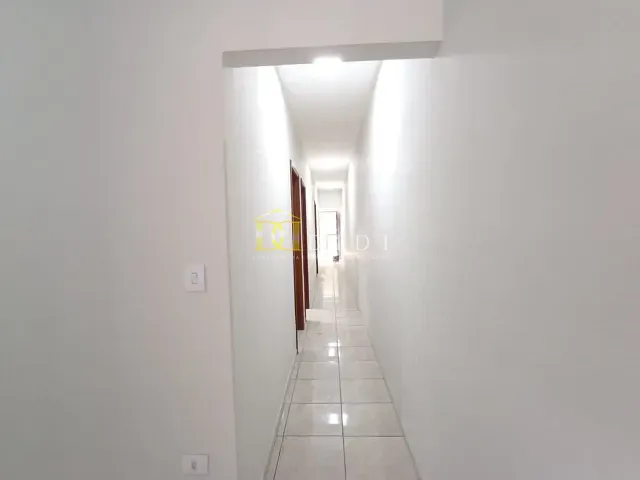 Casa 2 quartos e 2 banheiros, à venda, no bairro Parque Residencial Célia Maria em Porto Feliz