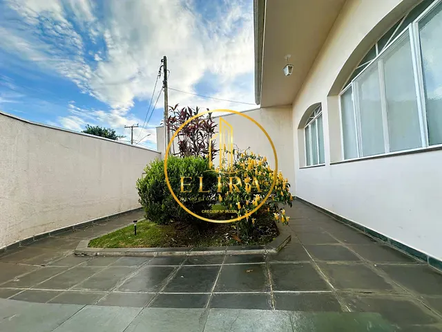 Casa com 583m² 3 quartos e 4 banheiros, à venda, no bairro Parque Novo Mundo em Americana