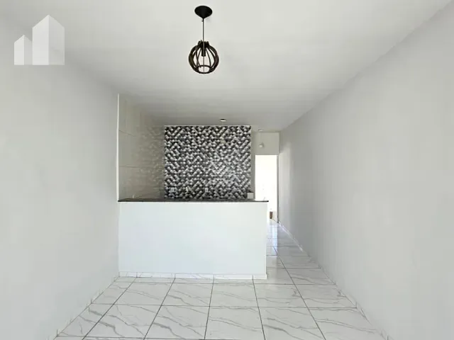 Casa com 45m² 1 quarto e 1 banheiro, à venda, no bairro Palhada em Nova Iguaçu