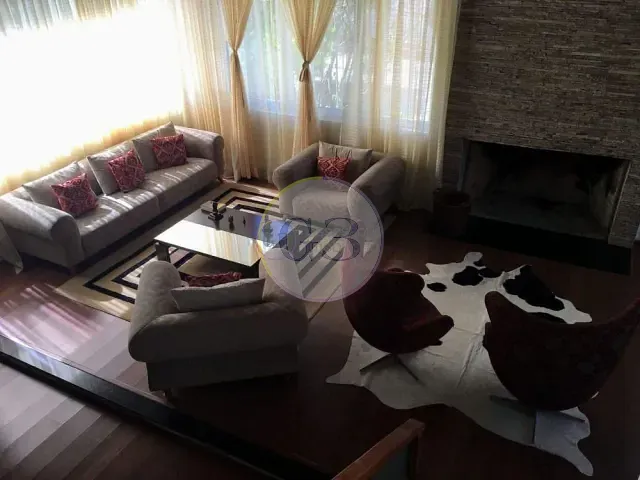 Casa 3 quartos e 5 banheiros, à venda, no bairro São Gonçalo em Pelotas