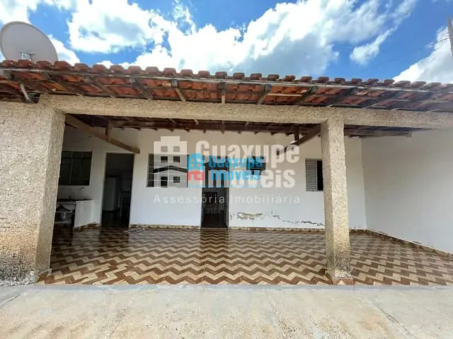 Casa com 67m², à venda, no bairro Bela Vista em Guaxupé