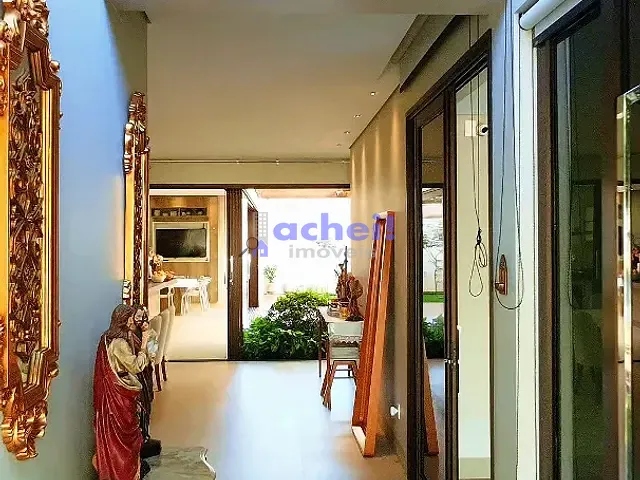 Casa 6 quartos e 8 banheiros, à venda, no bairro Village do Cerrado em Rondonópolis