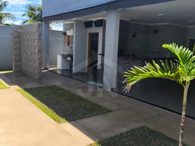 Casa 3 quartos e 4 banheiros, à venda, no bairro Centro em Guaraci