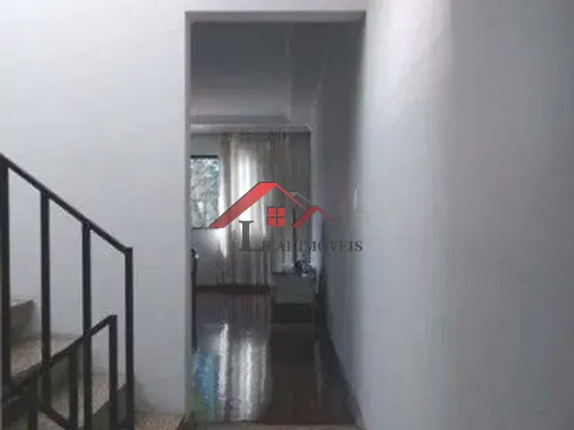 Casa com 201m² 3 quartos e 3 banheiros, à venda, no bairro Vila Gilda em Santo André