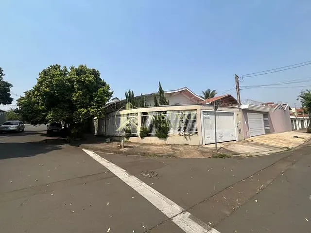 Casa com 280m² 3 quartos e 4 banheiros, à venda, no bairro Nova Piracicaba em Piracicaba